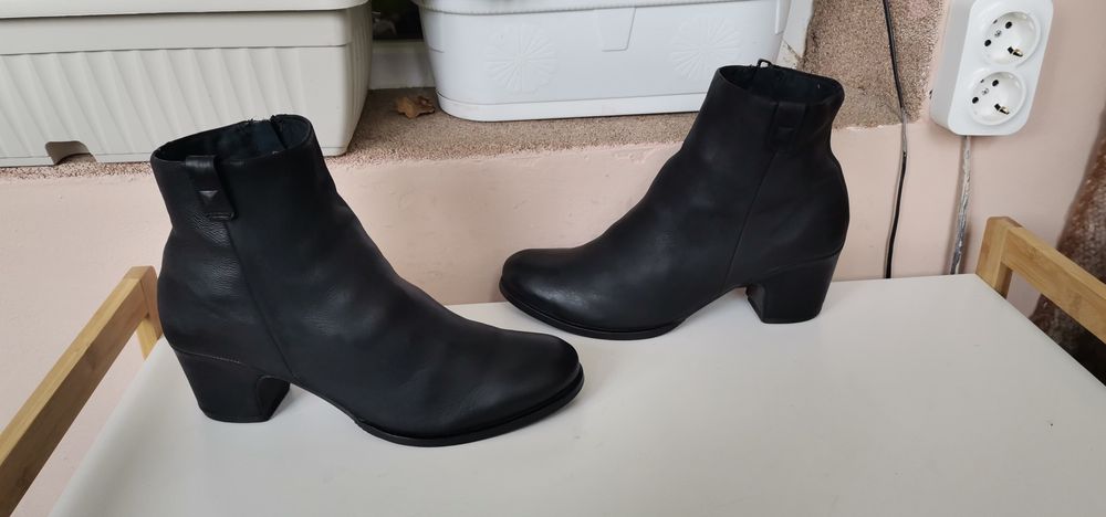 Елегантни обувки Ecco 40 н.