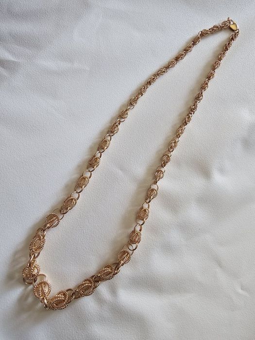 Oltin  satiladi 585 proba