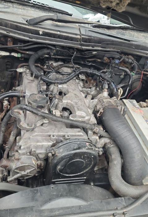 Dezmembrez Mitsubishi l200 motor 2500 136 anul 2008