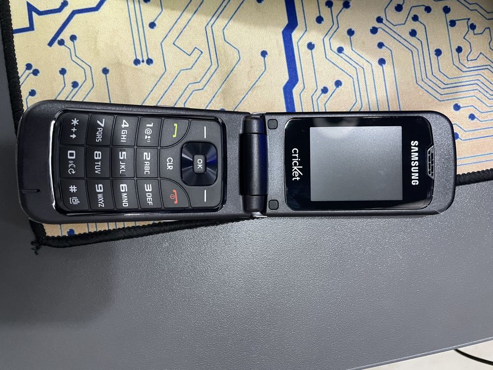 Samsung chrono cricket  ( gusto 4 ) original usa