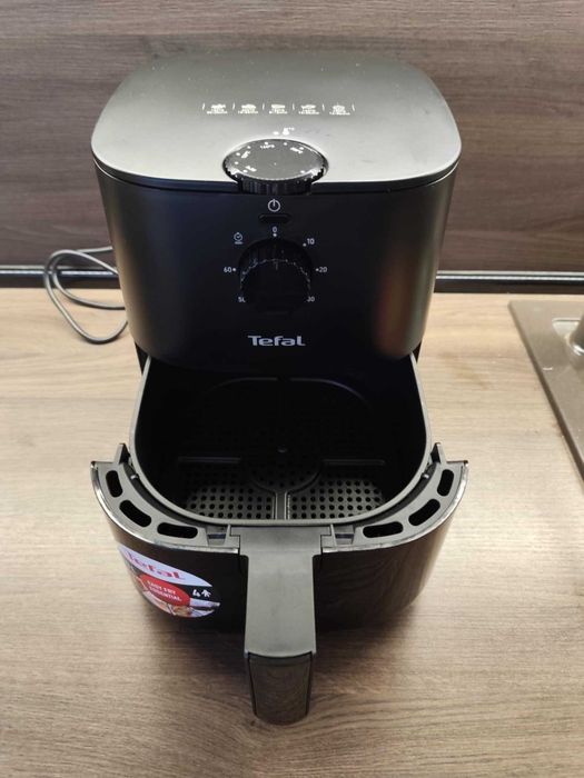 Фритюрник с горещ въздух TEFAL Easy Fry Essential EY130815, 3.5L.