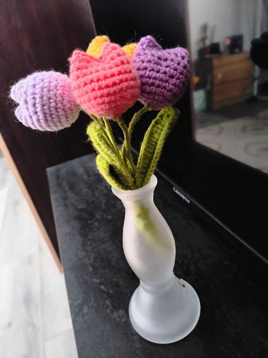 Плетени цветя - лалета