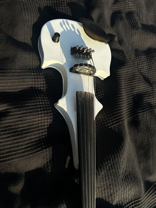 Vioara Zeta electronica