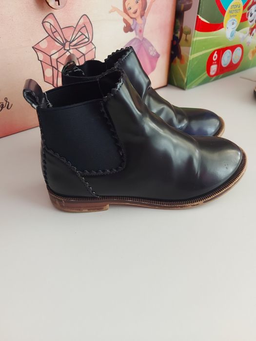 Botine marimea 28