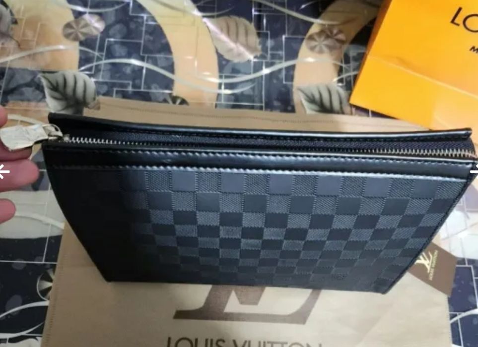 Клъч louis vuitton