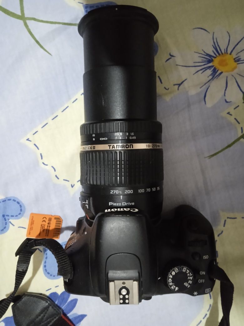 Canon eos 550D original Nou cu 2 carduri și încărcător