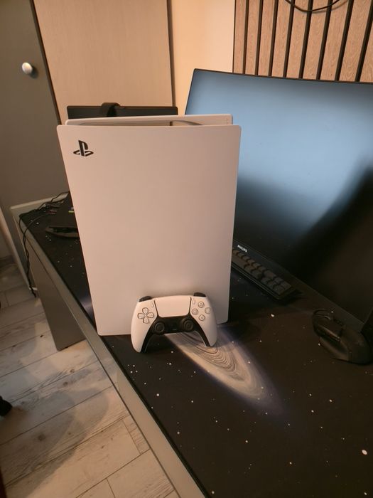 PlayStation 5 Standard Edition