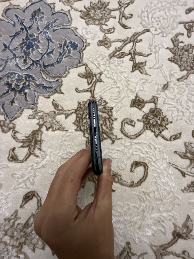 Iphone 11pro sotiladi