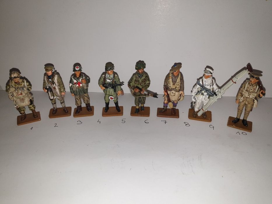 Оловни Войници "Men At War"