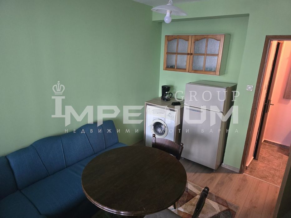 Дава се под наем Двустаен апартамент в Варна, Лятно кино Тракия - 55 кв.м за 382.5 € - Снимка #3