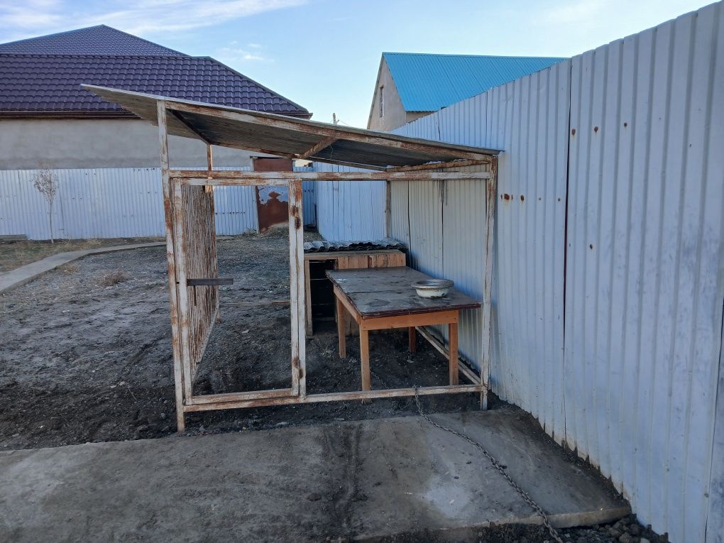 Срочно продаётся вальер для сабак.