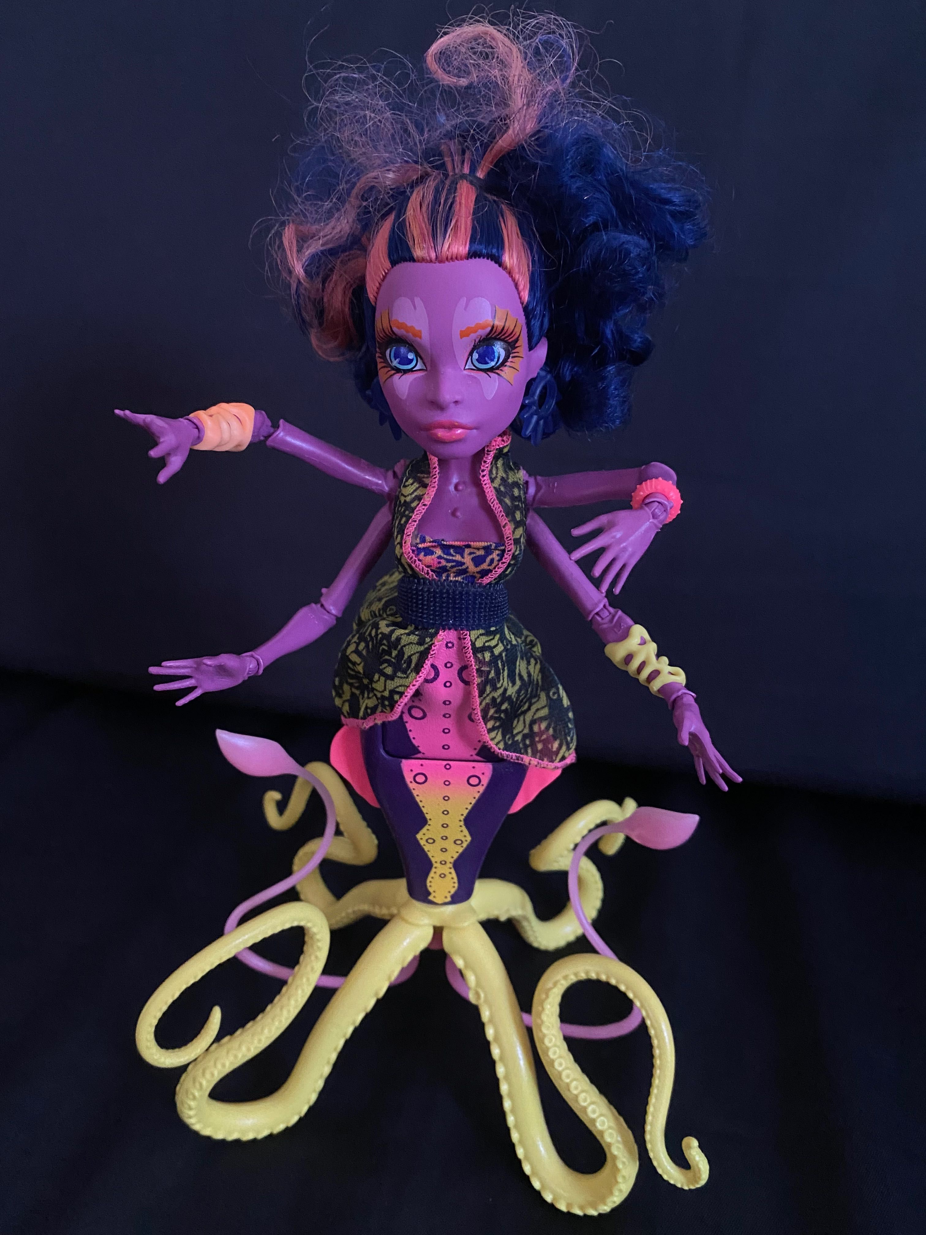 Кукла “Monster High”