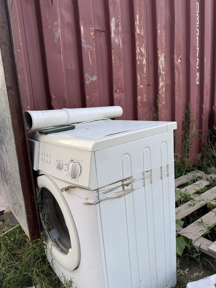 Срочно продам стиральную машину