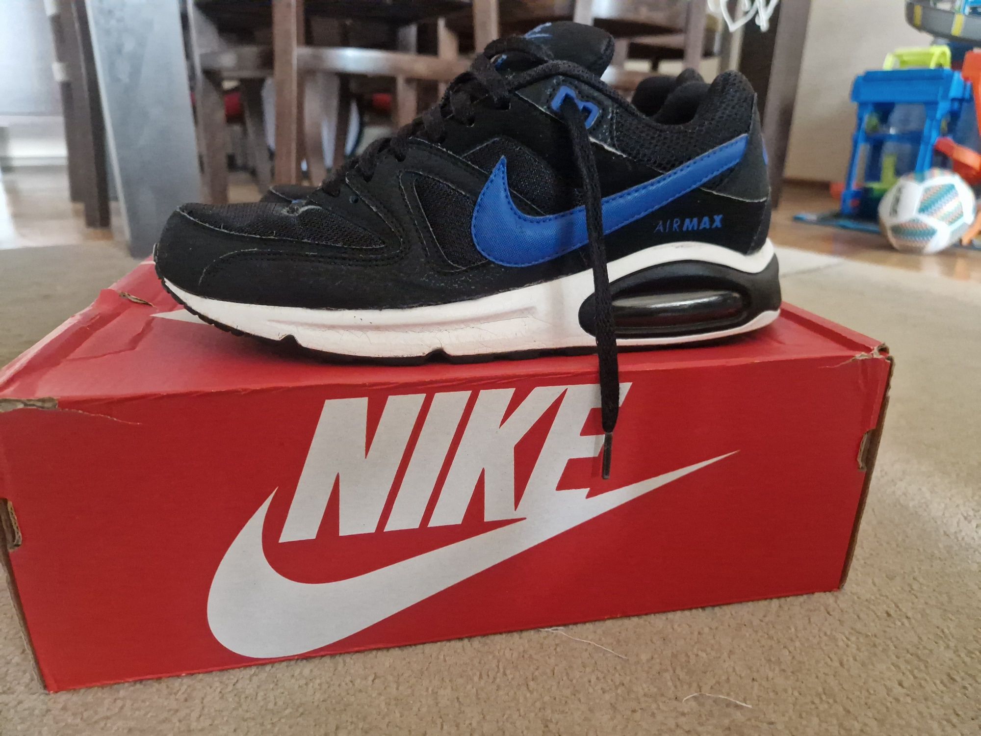 Nike Air Max Command