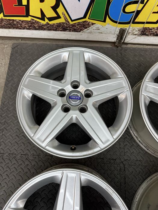 16-цола 5х108 - Volvo