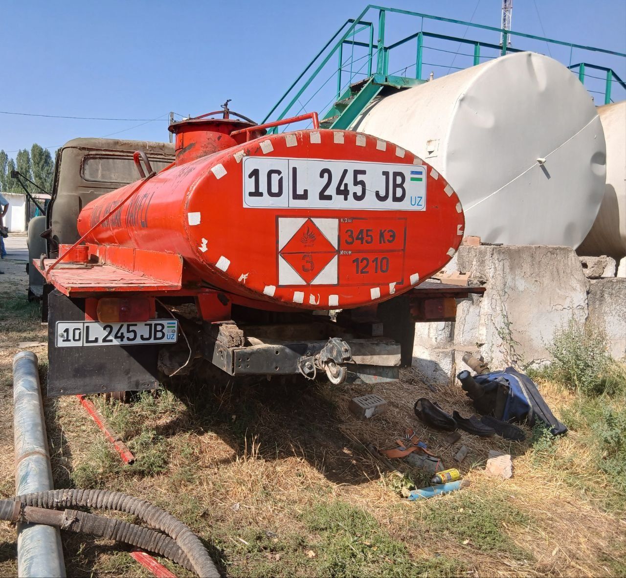 Газ 53 сотилади  срочна