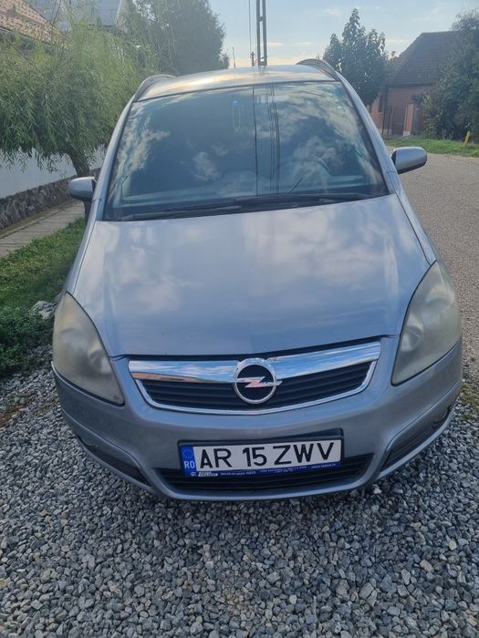 Opel zanfira 2005