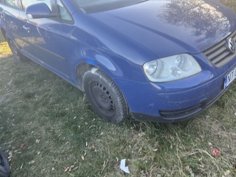 Bara fata! Capota motor vw touran 1,9 bkc fab 2006