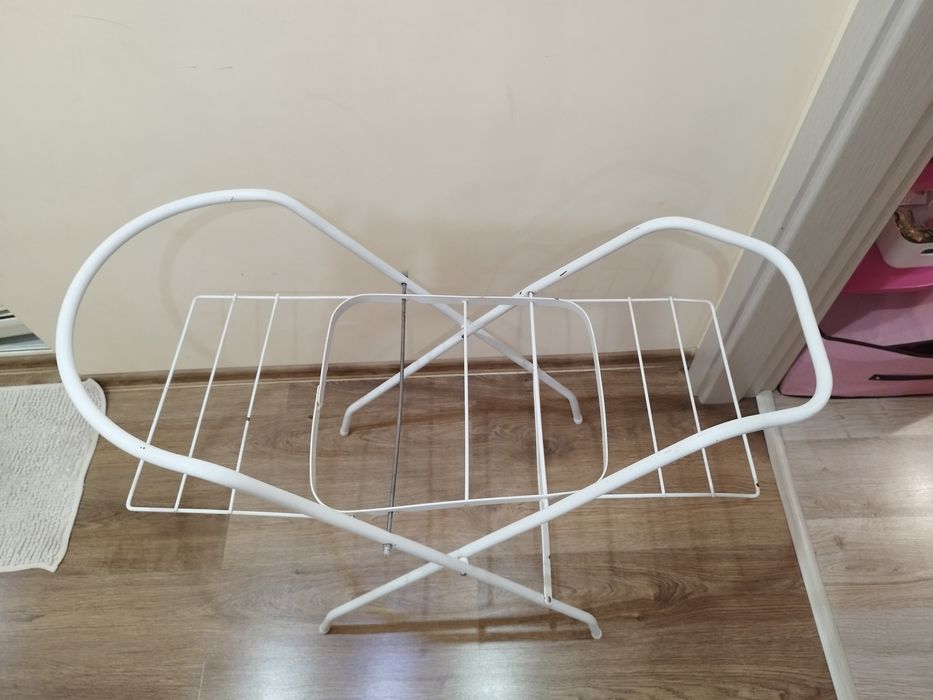 Стойка за бебешко корито/ вана