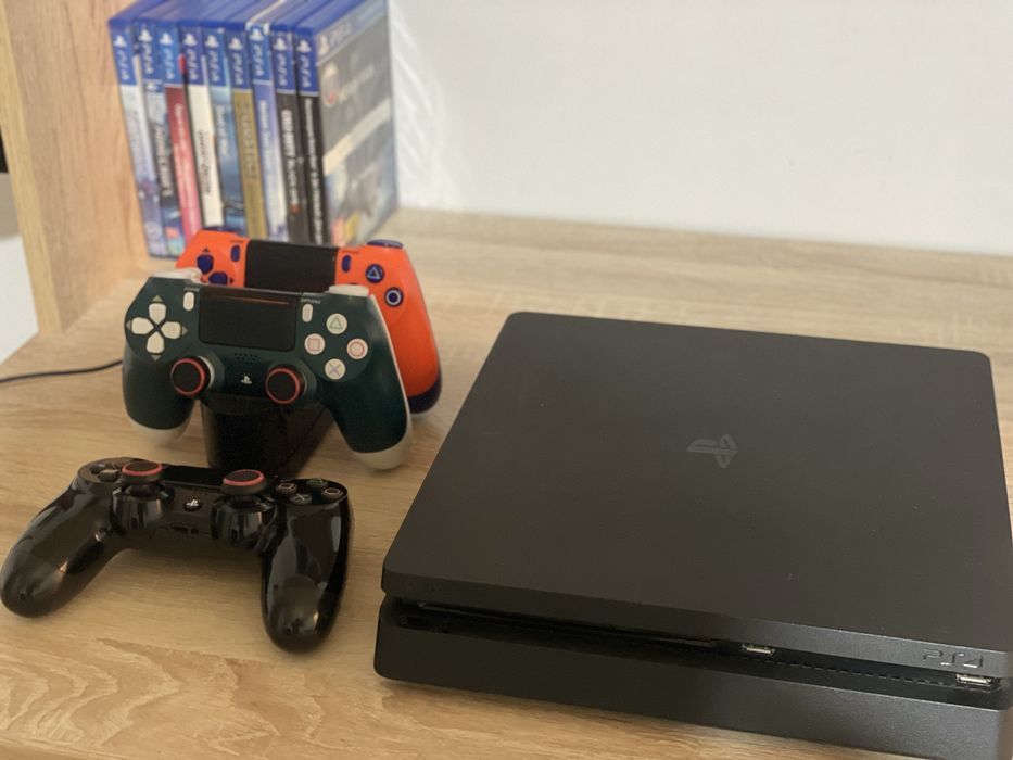PlayStation 4 slim