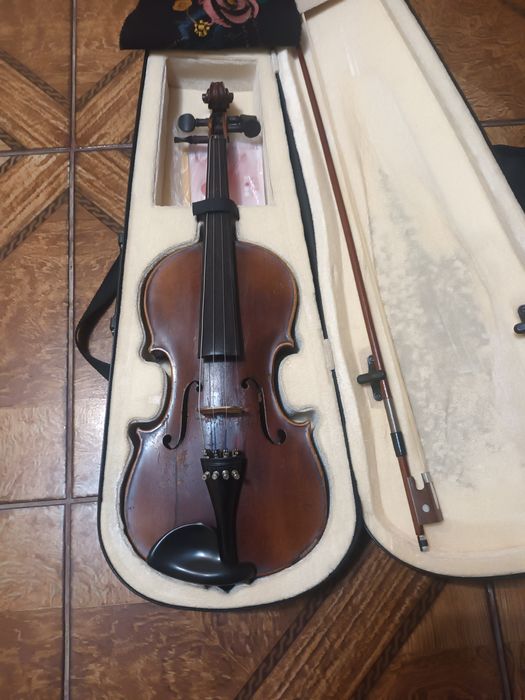 Vioara de vânzare