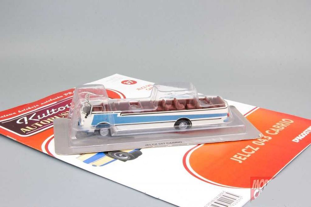 Jelcz 043 Cabrio автобус - мащаб 1:72 на DeAgostini нов в блистер