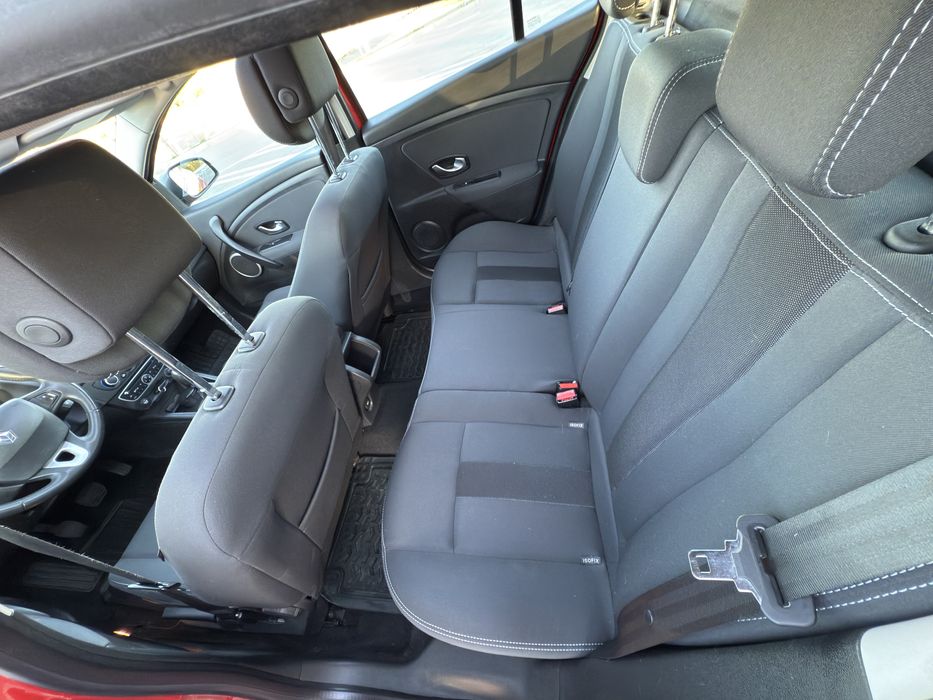 Renault Megane 1.6 Benzina an 2010