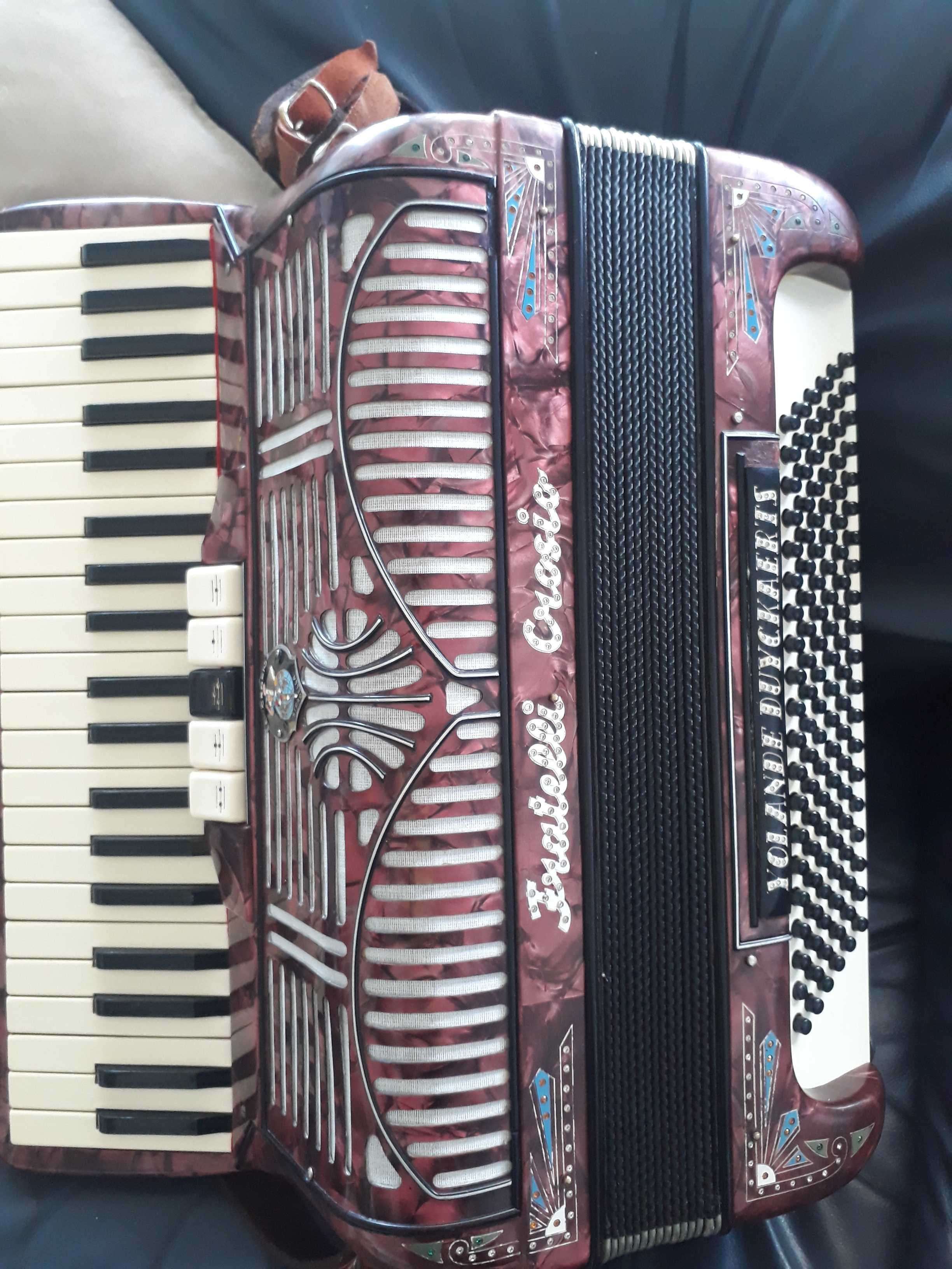 Acordeon Fratelli Crossio 120 basi