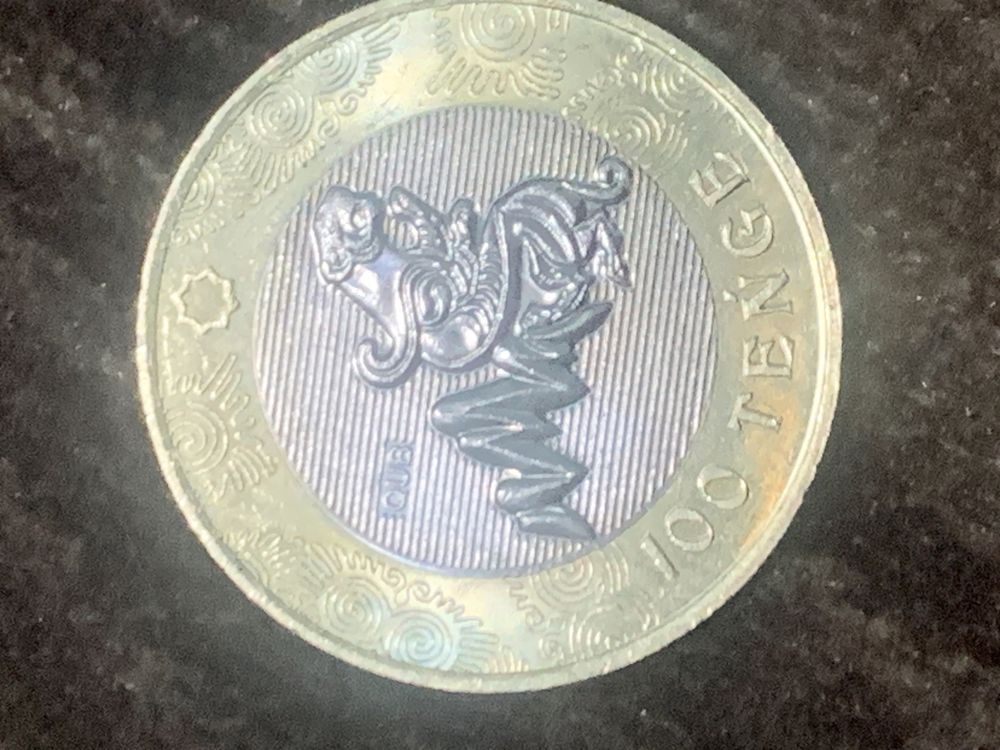 Монета в стиле Крылатый барс