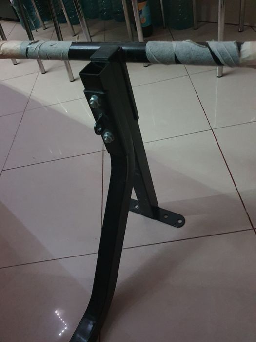 Bara tractiuni perete