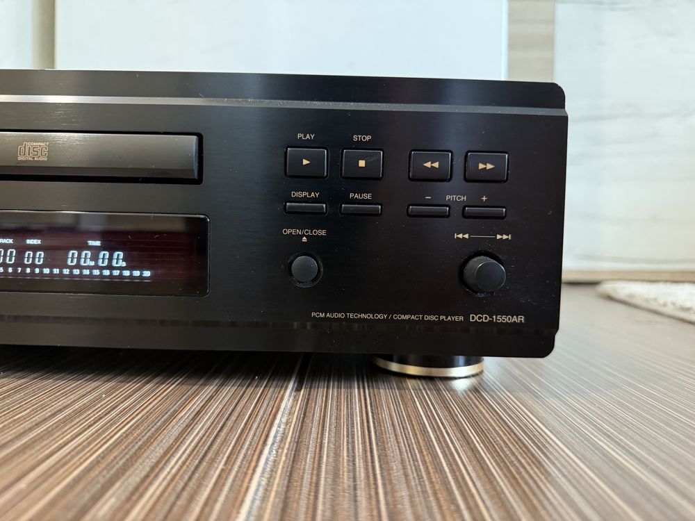 Denon DCD-1550ar Качествен CD player