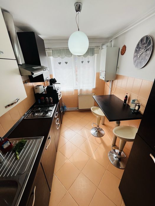 Vand Apartament 4 camere
