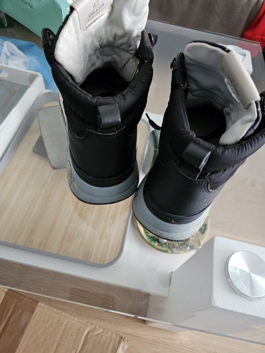 Ghete Premiata mărimea 42