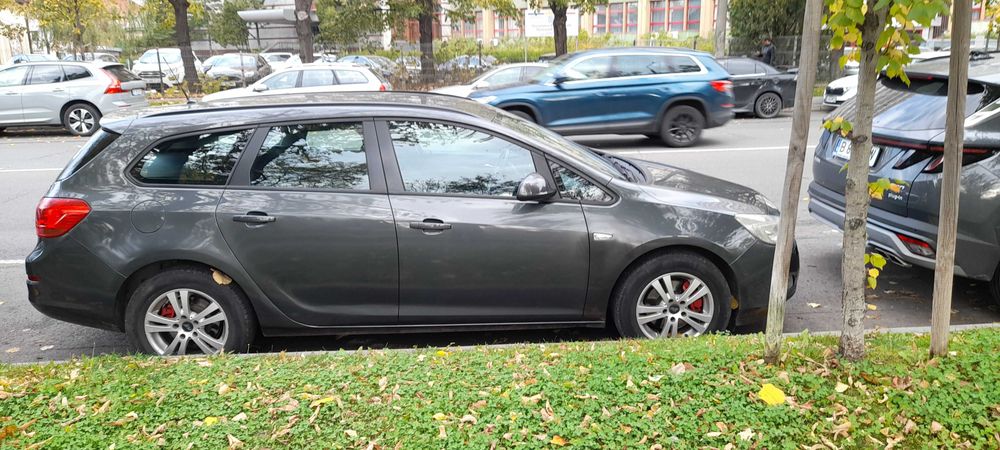 Vand opel astra j  an 2011