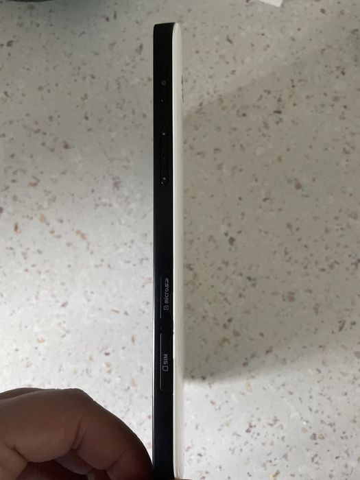 Таблет самсунг GT-P1000