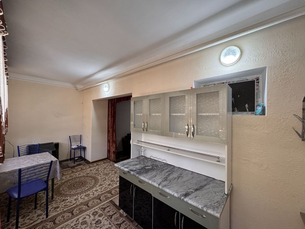 Продается 2 ком. Квартира на 2 этаже площадью 52 кв.м.