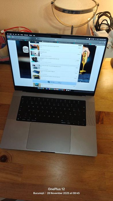 MacBook Pro 16 inch M1 32Gb 512Gb (doar 79 cicluri)