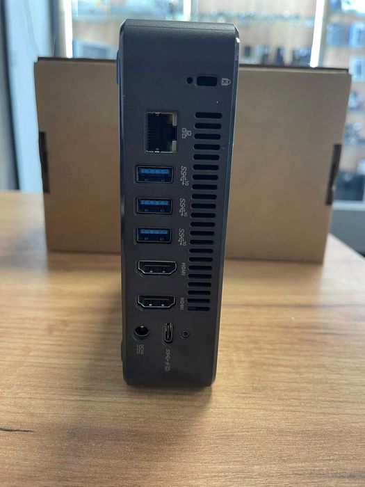 Mini PC ASUS Chromebox 4 cu procesor Intel Core i7-10510U -A-