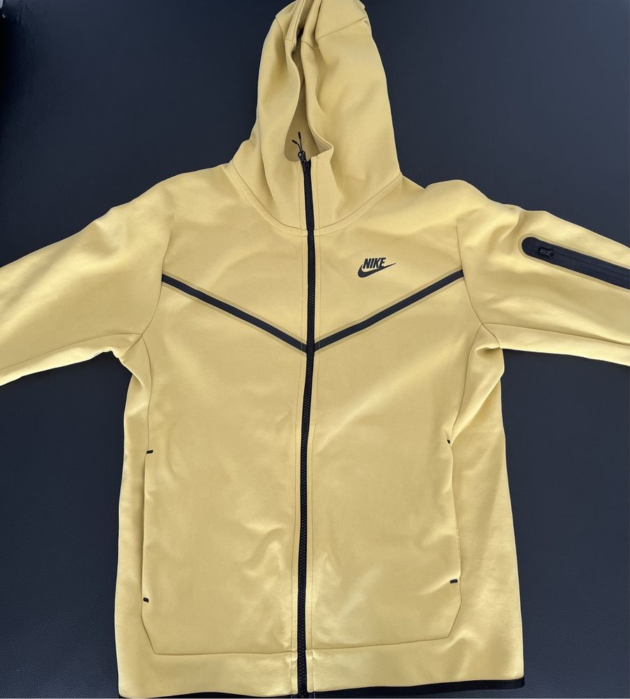 Nike Tech Fleece