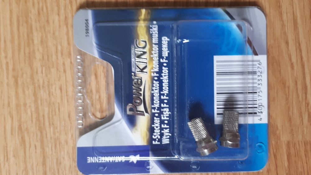 Accesorii noi, sigilate in ambalaj original