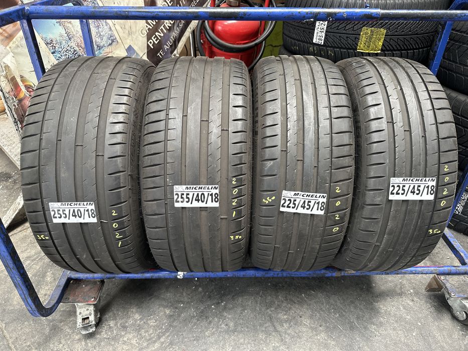 255/40/18 - 225-45/18 Michelin cu steluta bmw