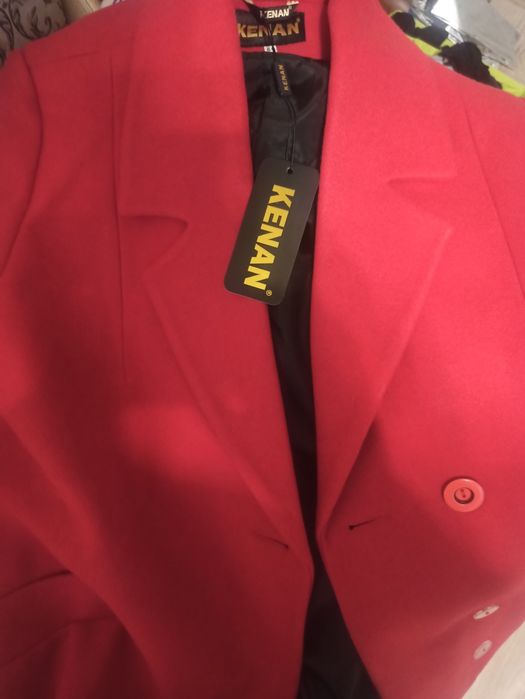 Пальто демисезонное новое