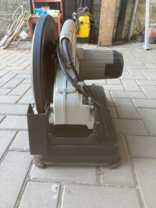 Пила дисковая Crown 2,2 кВт