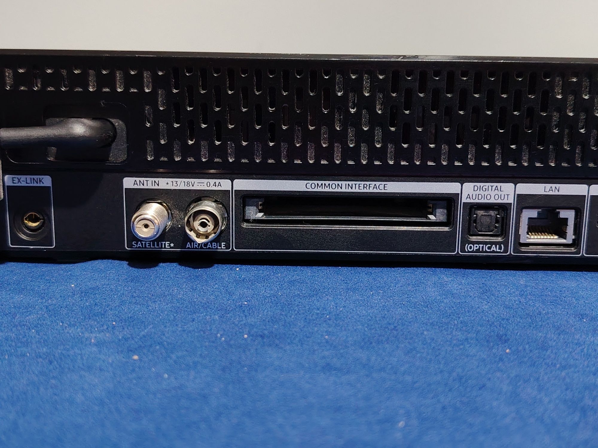 SAMSUNG One Connect model Soc 1001T