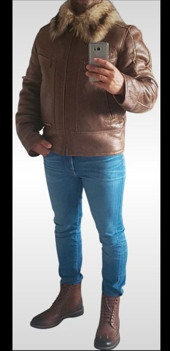 Geaca din piele  tip cojoc Avirex