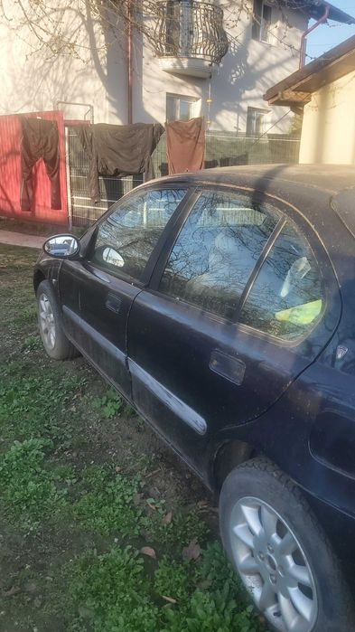 Vand rover 25 motr 1 4 masina merge nu are itp asigurare