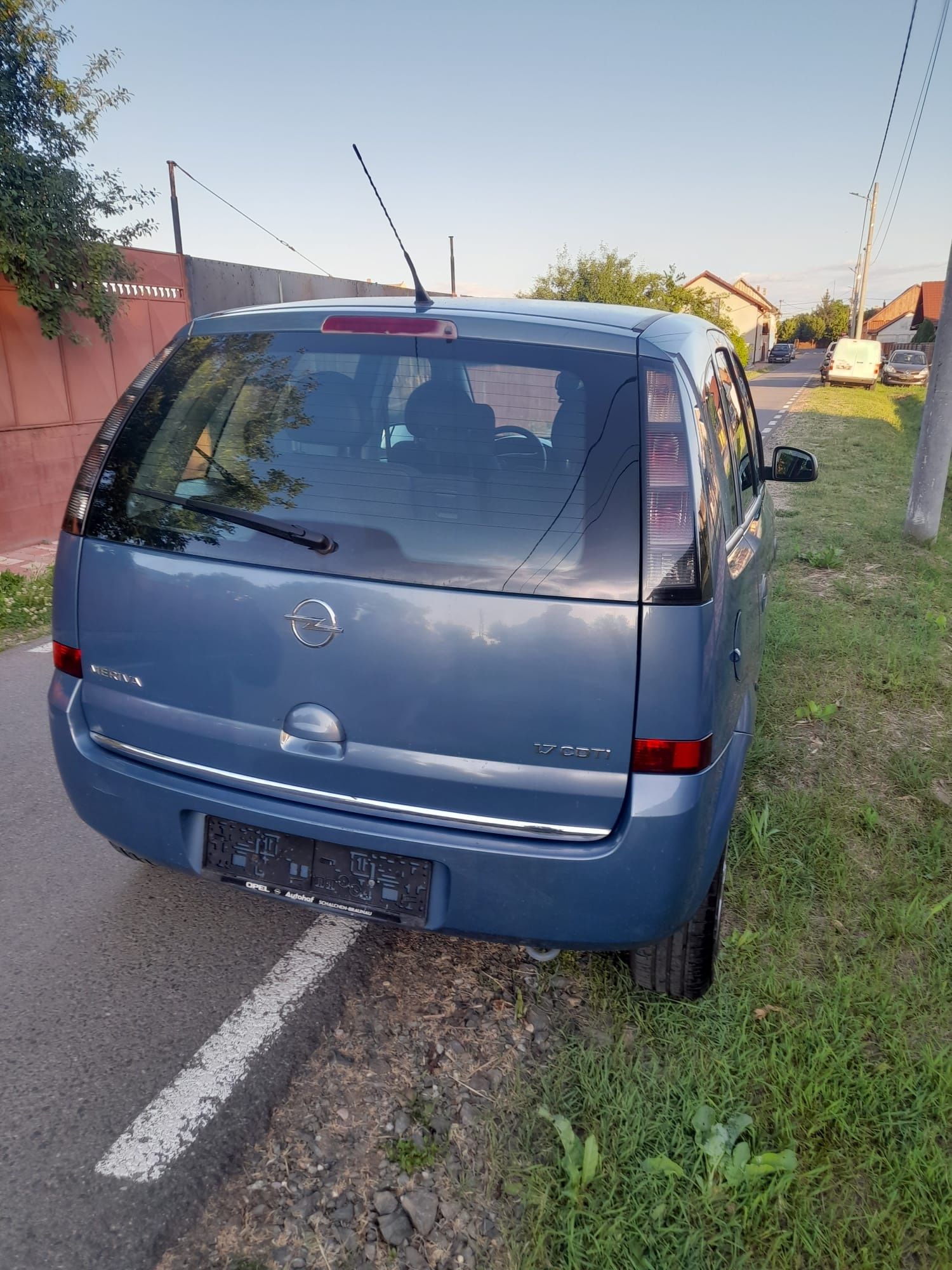 Vând  Opel Meriva