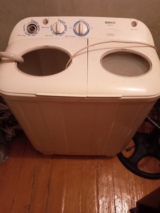 Продам стиральную машину, не дорого 7000