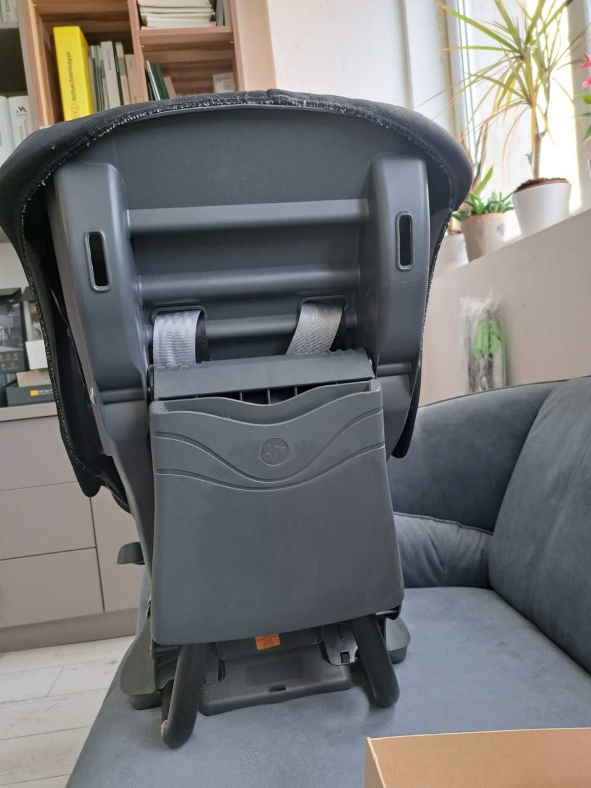 Britax Römer FIRST CLASS PLUS 0 + / 1 (birth-18 kg)