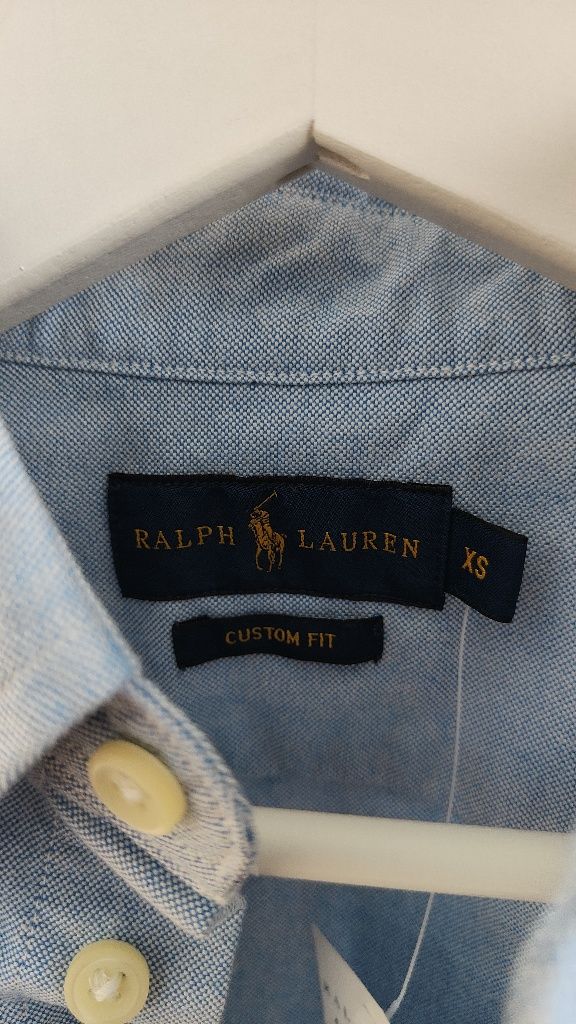 Cămașă Ralph Lauren nouă, model cambrat, mărimea XS